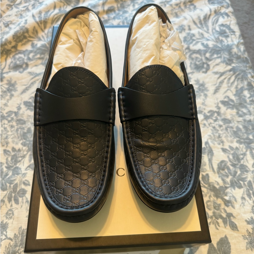 Men Navy Blue Authentic Gucci Shoes